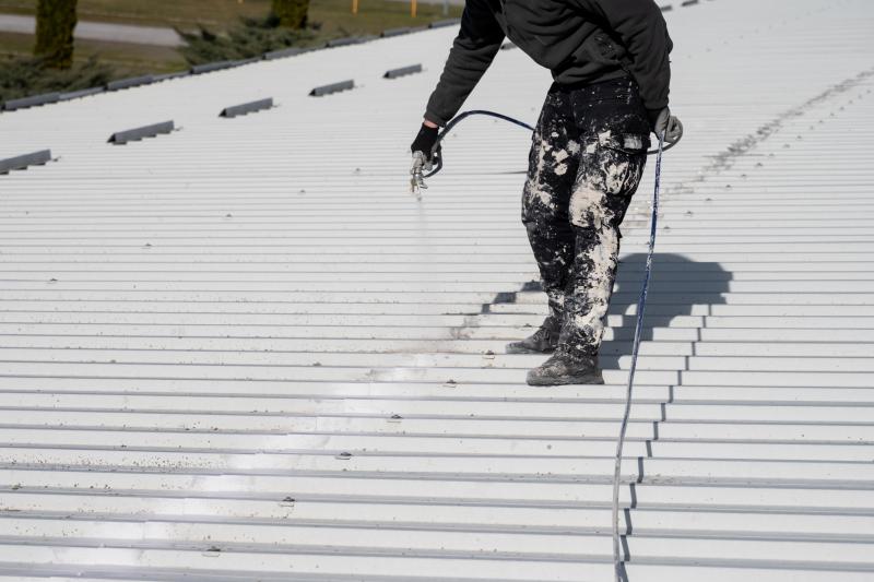 Les secrets d'un thermolaquage industriel réussi pour vos structures